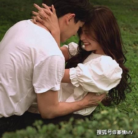 高校时尚女孩